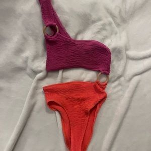 NWT cleonie cut out one pice OS